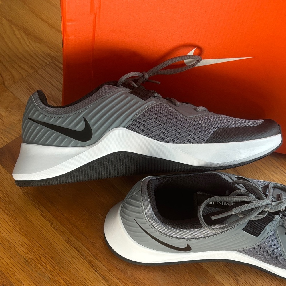 Nike Men's MC Trainer Grey/Black shoes